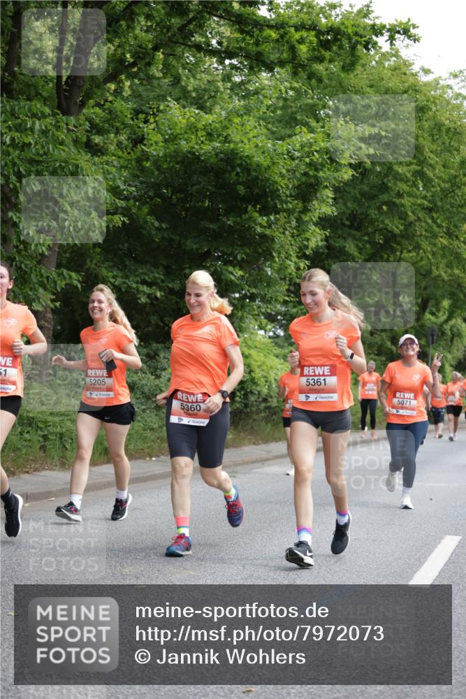 15.06.2025 - REWE Women's Run Jannik Wohlers http://msf.ph/oto/7972073 15.06.2025 10:06:46 Laufen 51, 5205, 5360, 5361, 5071 meine-sportfotos.de