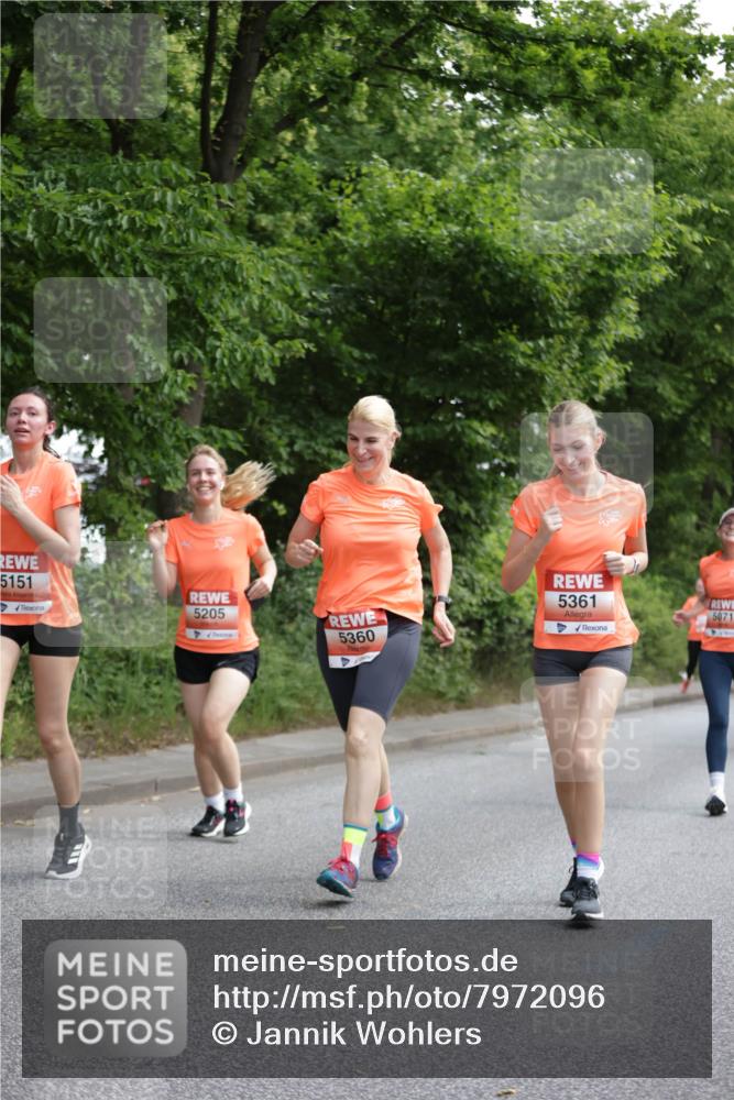 15.06.2025 - REWE Women's Run Jannik Wohlers http://msf.ph/oto/7972096 15.06.2025 10:06:47 Laufen 5151, 5205, 5360, 5361, 5071 meine-sportfotos.de