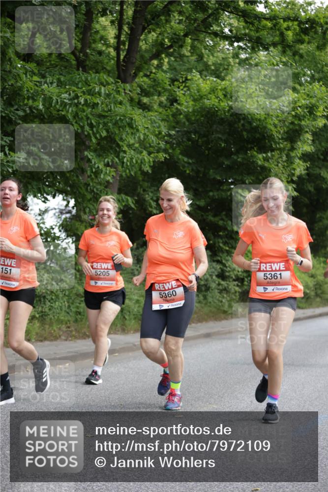 15.06.2025 - REWE Women's Run Jannik Wohlers http://msf.ph/oto/7972109 15.06.2025 10:06:47 Laufen 151, 5205, 5360, 5361 meine-sportfotos.de