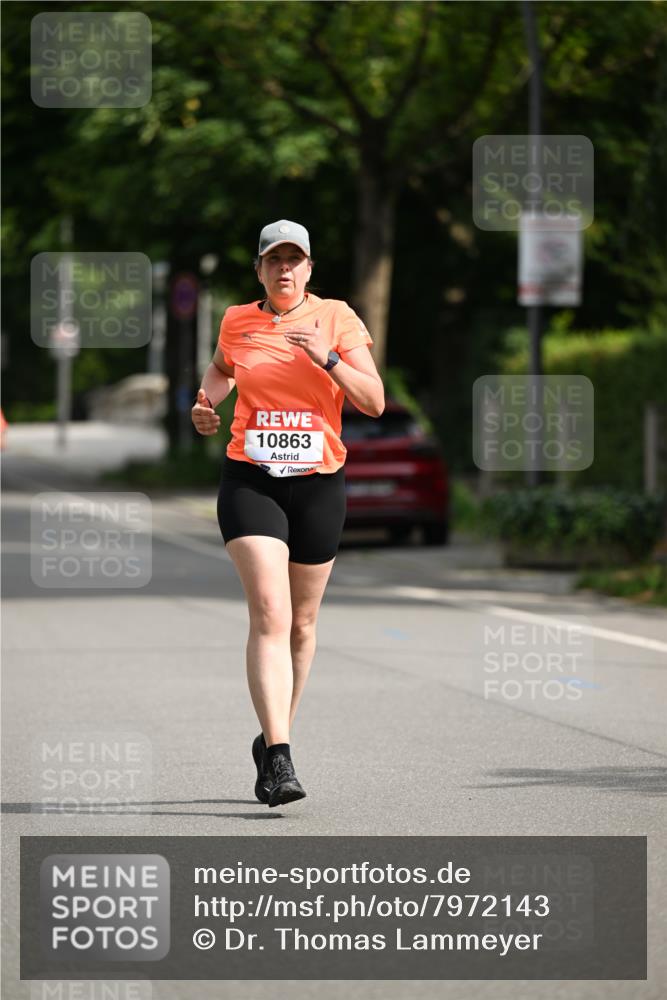 15.06.2025 - REWE Women's Run Dr. Thomas Lammeyer http://msf.ph/oto/7972143 15.06.2025 10:01:25 Laufen 10863 meine-sportfotos.de