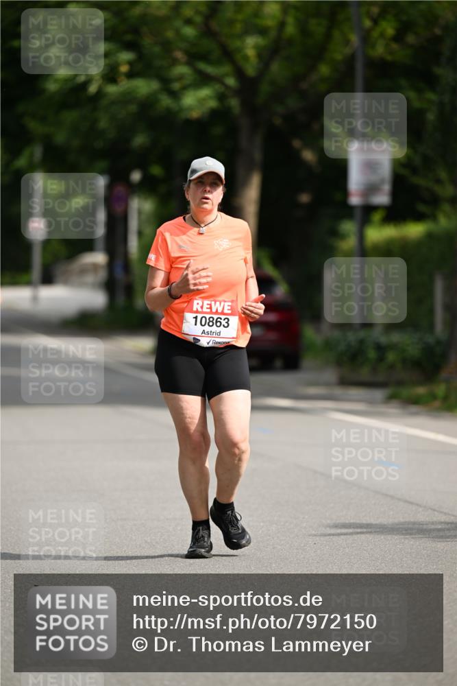 15.06.2025 - REWE Women's Run Dr. Thomas Lammeyer http://msf.ph/oto/7972150 15.06.2025 10:01:25 Laufen 10863 meine-sportfotos.de