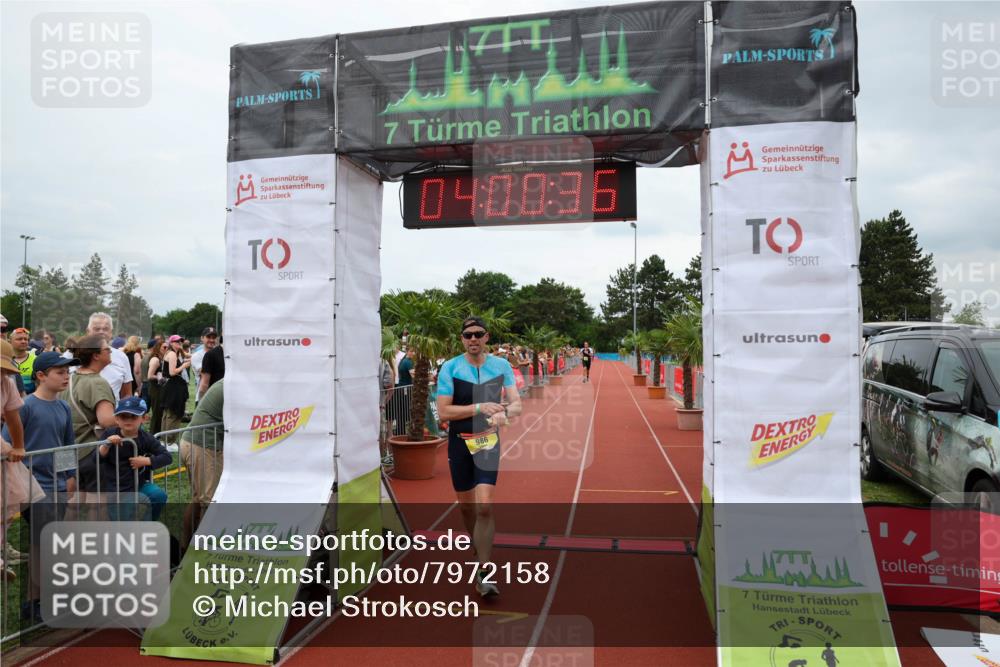 15.06.2025 - 7 Türme Triathlon Michael Strokosch http://msf.ph/oto/7972158 15.06.2025 14:00:36 Ziel 986, 1132, 1143 meine-sportfotos.de