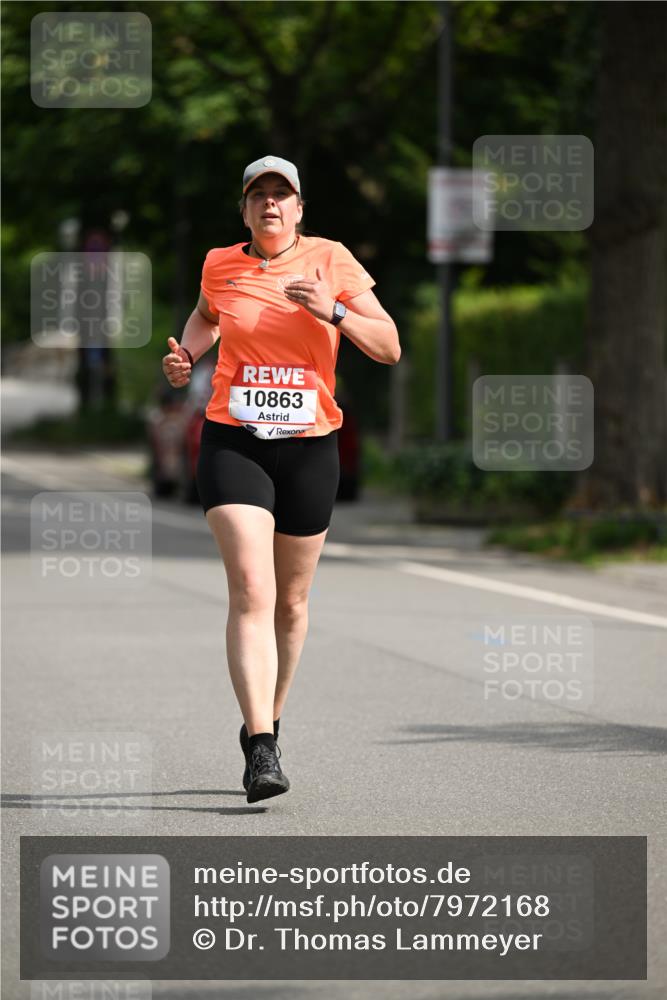 15.06.2025 - REWE Women's Run Dr. Thomas Lammeyer http://msf.ph/oto/7972168 15.06.2025 10:01:25 Laufen 10863 meine-sportfotos.de
