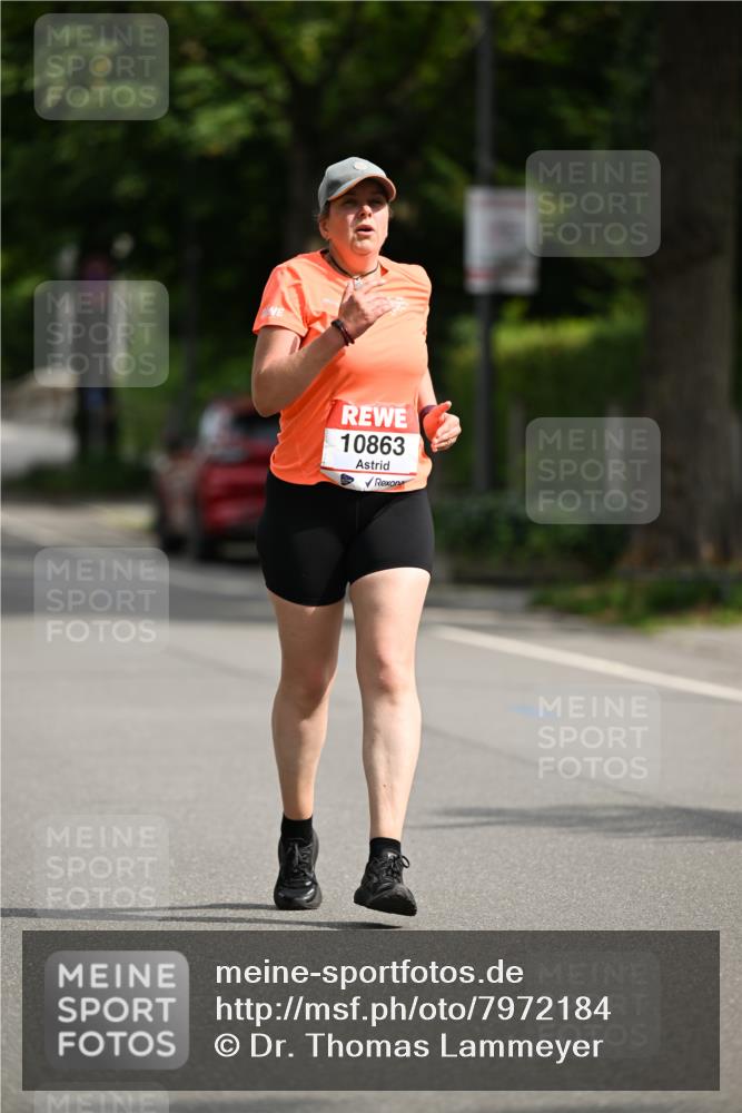15.06.2025 - REWE Women's Run Dr. Thomas Lammeyer http://msf.ph/oto/7972184 15.06.2025 10:01:26 Laufen 10863 meine-sportfotos.de