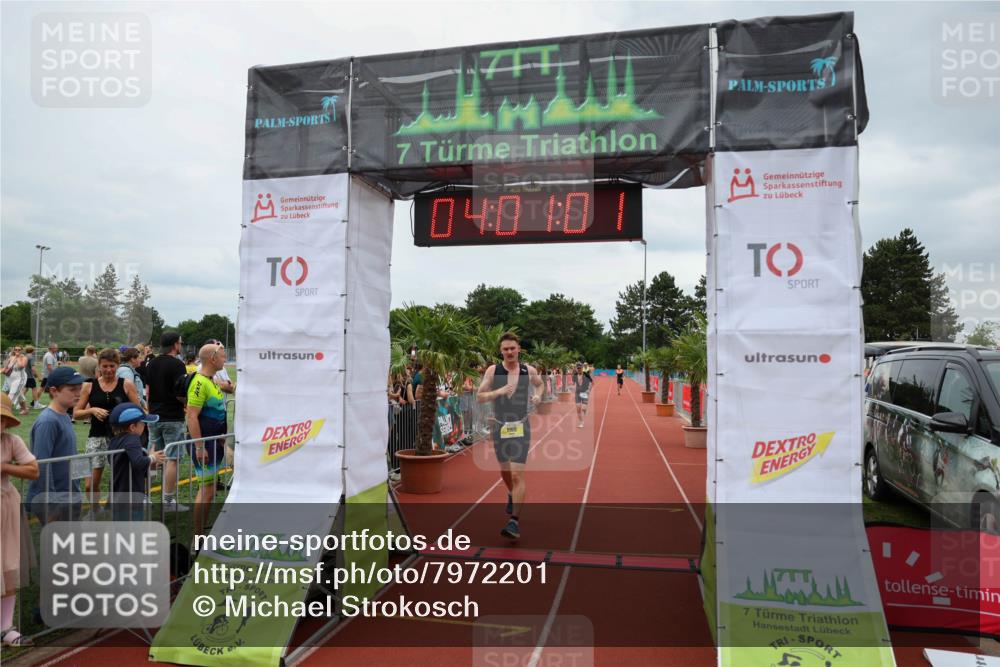 15.06.2025 - 7 Türme Triathlon Michael Strokosch http://msf.ph/oto/7972201 15.06.2025 14:01:00 Ziel 523, 1166 meine-sportfotos.de