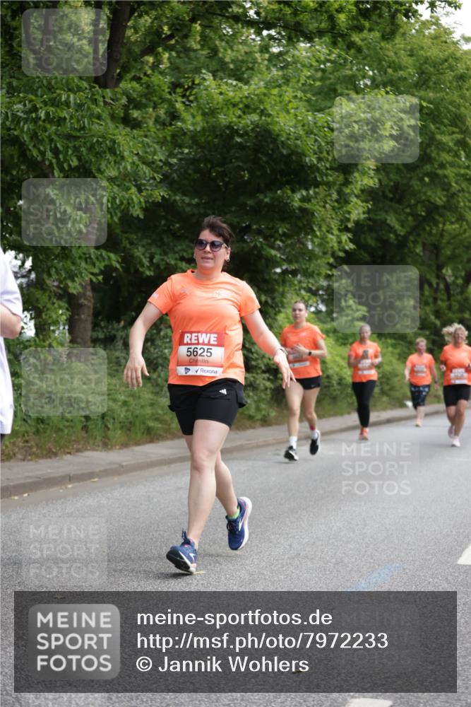 15.06.2025 - REWE Women's Run Jannik Wohlers http://msf.ph/oto/7972233 15.06.2025 10:06:52 Laufen 5625 meine-sportfotos.de