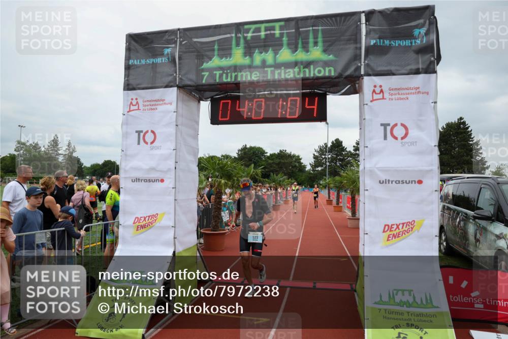15.06.2025 - 7 Türme Triathlon Michael Strokosch http://msf.ph/oto/7972238 15.06.2025 14:01:04 Ziel 523, 992, 1166 meine-sportfotos.de