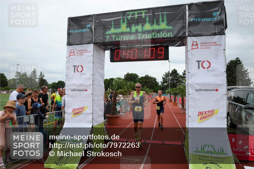 15.06.2025 - 7 Türme Triathlon Michael Strokosch http://msf.ph/oto/7972263 15.06.2025 14:01:09 Ziel 523, 774, 992 meine-sportfotos.de