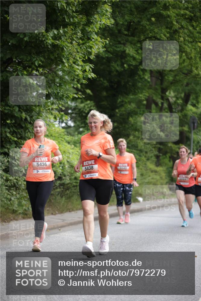 15.06.2025 - REWE Women's Run Jannik Wohlers http://msf.ph/oto/7972279 15.06.2025 10:06:54 Laufen 5436, 5438, 5542 meine-sportfotos.de