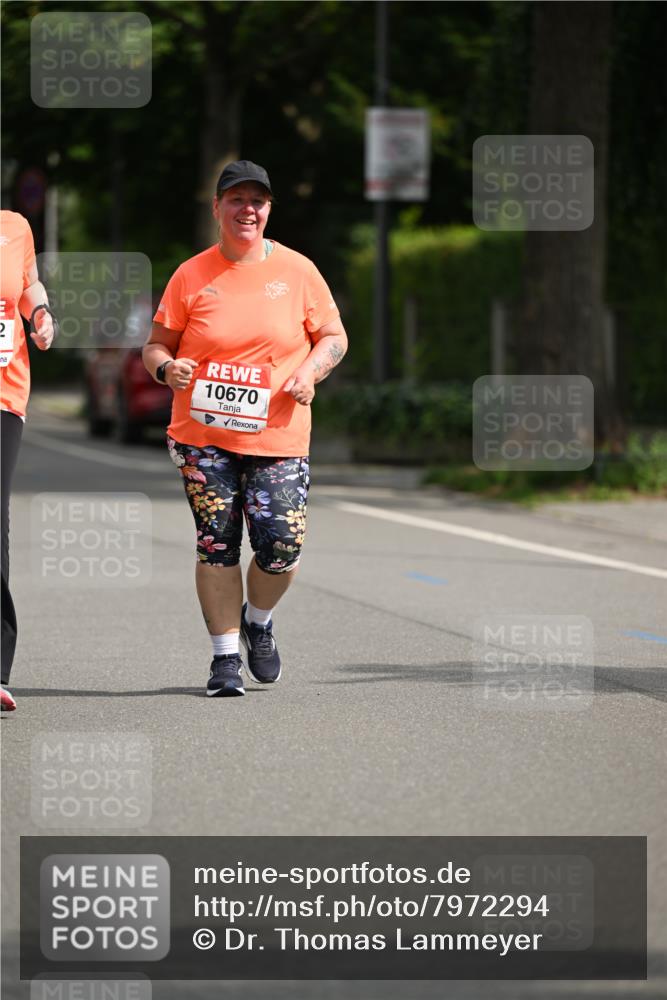 15.06.2025 - REWE Women's Run Dr. Thomas Lammeyer http://msf.ph/oto/7972294 15.06.2025 10:01:35 Laufen 2, 10670 meine-sportfotos.de