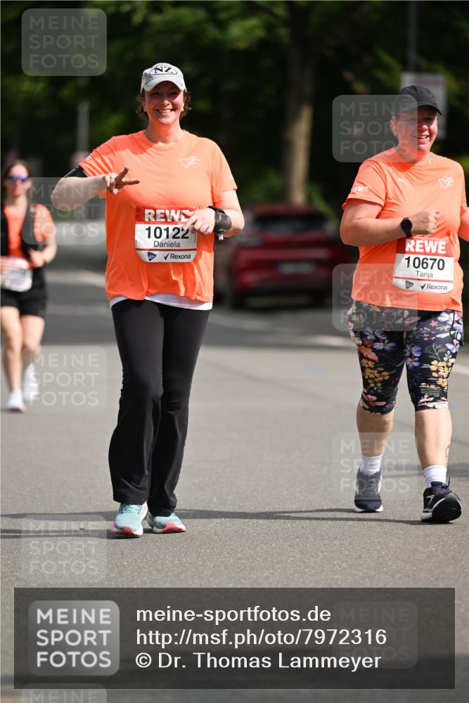 15.06.2025 - REWE Women's Run Dr. Thomas Lammeyer http://msf.ph/oto/7972316 15.06.2025 10:01:36 Laufen 10122, 10670 meine-sportfotos.de
