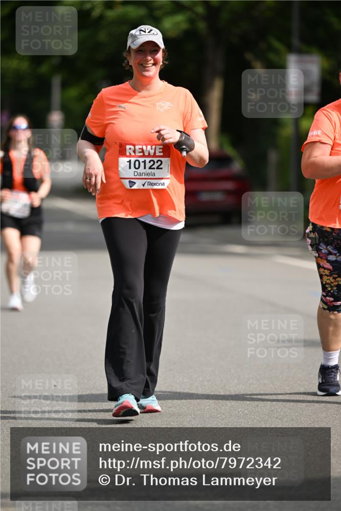 15.06.2025 - REWE Women's Run Dr. Thomas Lammeyer http://msf.ph/oto/7972342 15.06.2025 10:01:37 Laufen 10122 meine-sportfotos.de