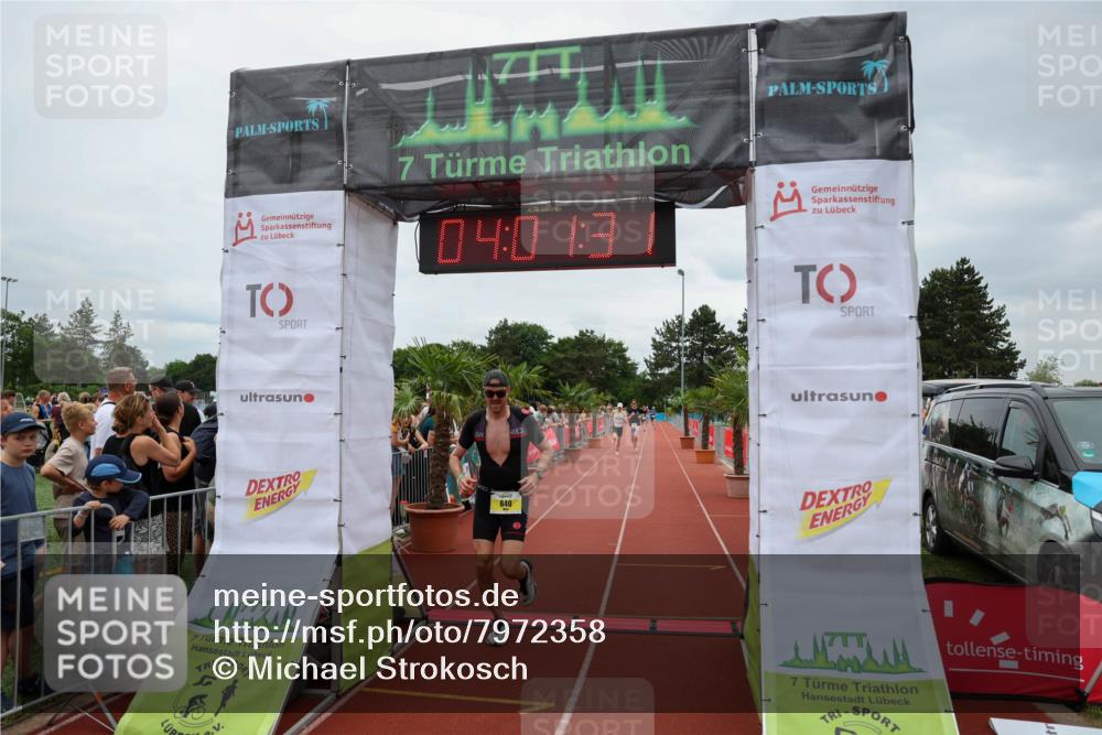 15.06.2025 - 7 Türme Triathlon Michael Strokosch http://msf.ph/oto/7972358 15.06.2025 14:01:31 Ziel 395, 740, 840 meine-sportfotos.de