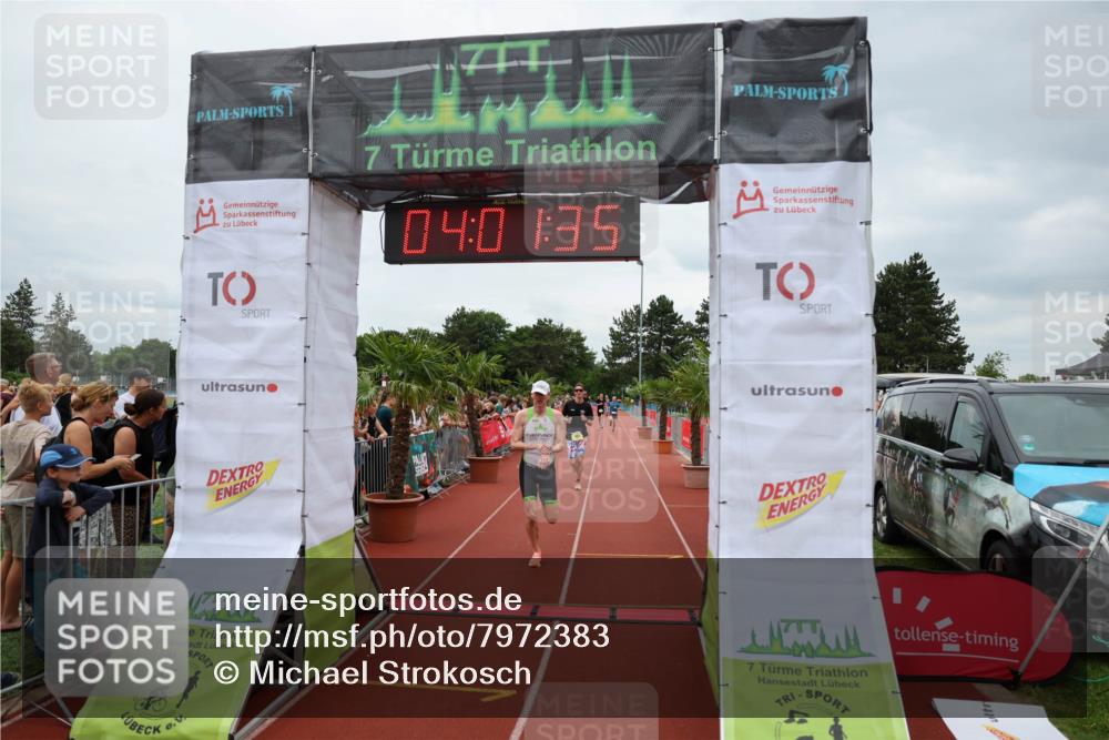 15.06.2025 - 7 Türme Triathlon Michael Strokosch http://msf.ph/oto/7972383 15.06.2025 14:01:35 Ziel 395, 740, 840, 1152, 1159 meine-sportfotos.de
