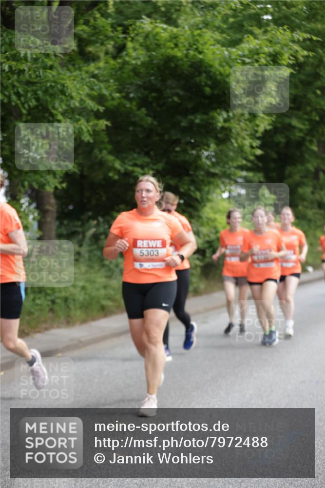 15.06.2025 - REWE Women's Run Jannik Wohlers http://msf.ph/oto/7972488 15.06.2025 10:07:11 Laufen 5303 meine-sportfotos.de