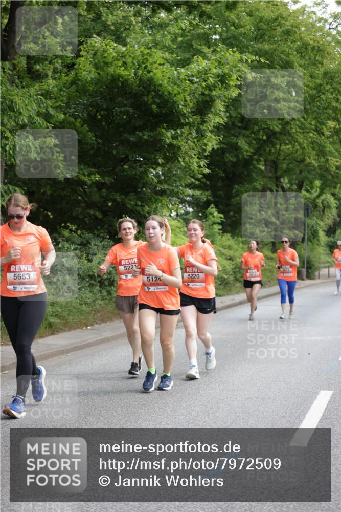 15.06.2025 - REWE Women's Run Jannik Wohlers http://msf.ph/oto/7972509 15.06.2025 10:07:12 Laufen 5653, 5124, 5220 meine-sportfotos.de