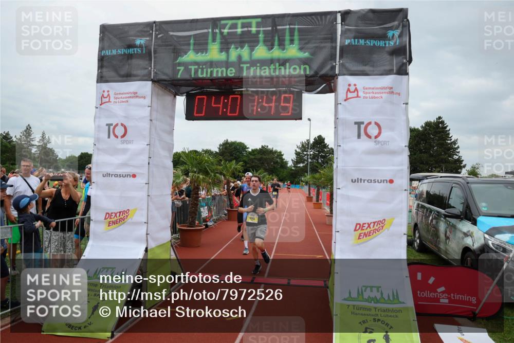 15.06.2025 - 7 Türme Triathlon Michael Strokosch http://msf.ph/oto/7972526 15.06.2025 14:01:49 Ziel 784, 915, 998, 1006, 1033, 1095 meine-sportfotos.de