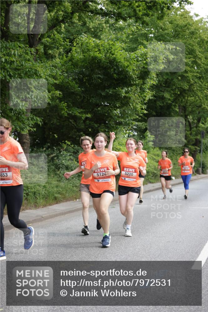 15.06.2025 - REWE Women's Run Jannik Wohlers http://msf.ph/oto/7972531 15.06.2025 10:07:12 Laufen 653, 5124, 5220 meine-sportfotos.de
