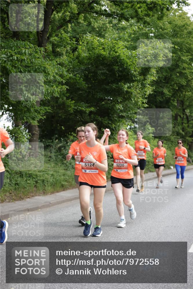 15.06.2025 - REWE Women's Run Jannik Wohlers http://msf.ph/oto/7972558 15.06.2025 10:07:13 Laufen 5124, 5220 meine-sportfotos.de