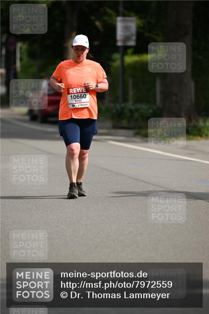 15.06.2025 - REWE Women's Run Dr. Thomas Lammeyer http://msf.ph/oto/7972559 15.06.2025 10:02:22 Laufen 10660 meine-sportfotos.de