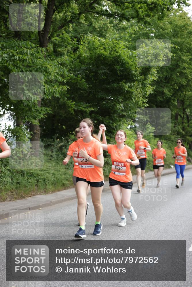 15.06.2025 - REWE Women's Run Jannik Wohlers http://msf.ph/oto/7972562 15.06.2025 10:07:13 Laufen 512, 5220 meine-sportfotos.de