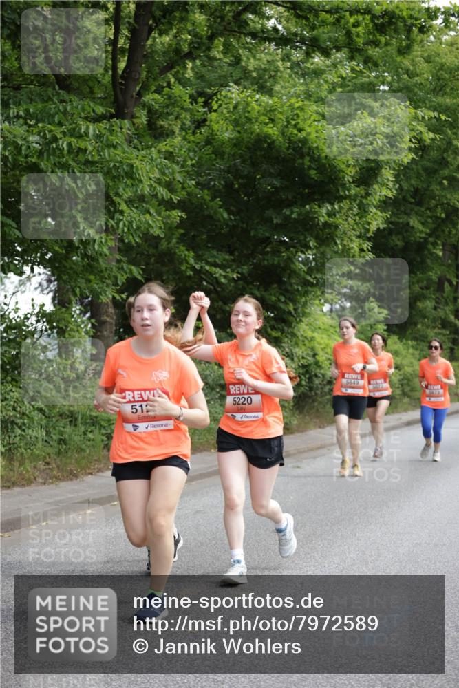 15.06.2025 - REWE Women's Run Jannik Wohlers http://msf.ph/oto/7972589 15.06.2025 10:07:13 Laufen 51, 5220, 5649 meine-sportfotos.de
