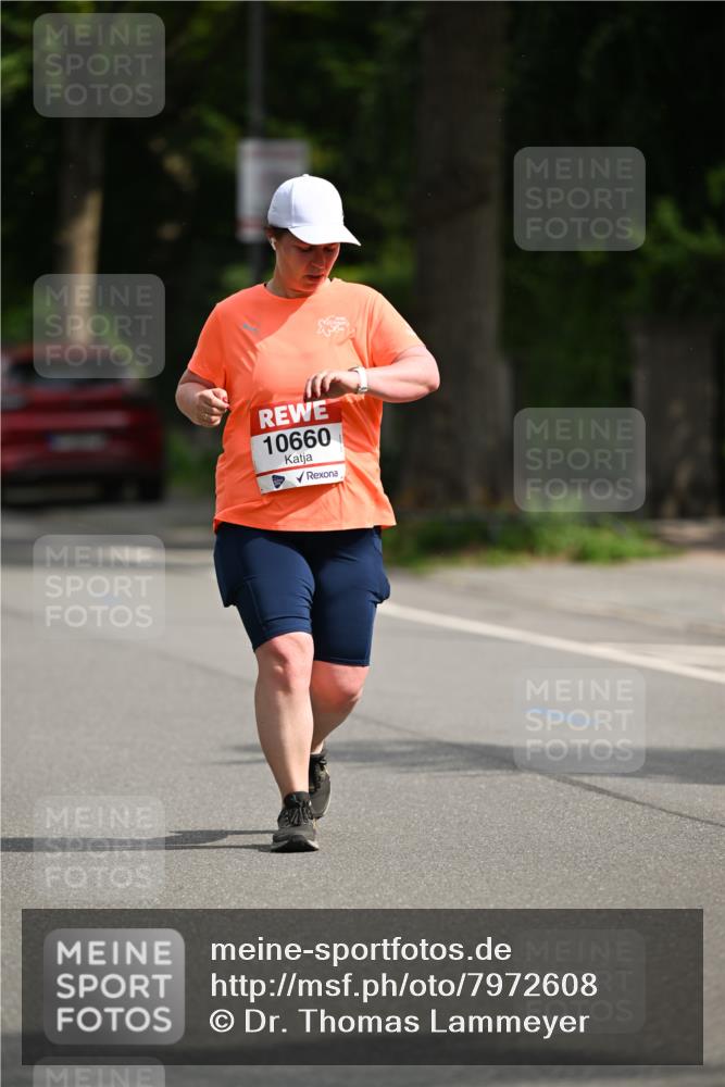 15.06.2025 - REWE Women's Run Dr. Thomas Lammeyer http://msf.ph/oto/7972608 15.06.2025 10:02:23 Laufen 10660 meine-sportfotos.de