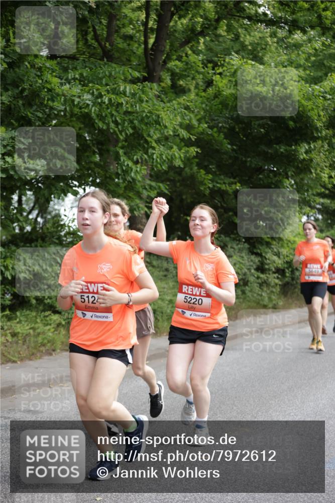 15.06.2025 - REWE Women's Run Jannik Wohlers http://msf.ph/oto/7972612 15.06.2025 10:07:14 Laufen 512, 5220, 5649 meine-sportfotos.de