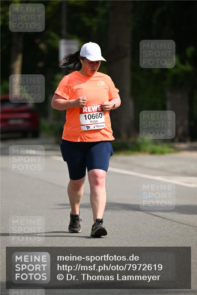 15.06.2025 - REWE Women's Run Dr. Thomas Lammeyer http://msf.ph/oto/7972619 15.06.2025 10:02:24 Laufen 10660 meine-sportfotos.de