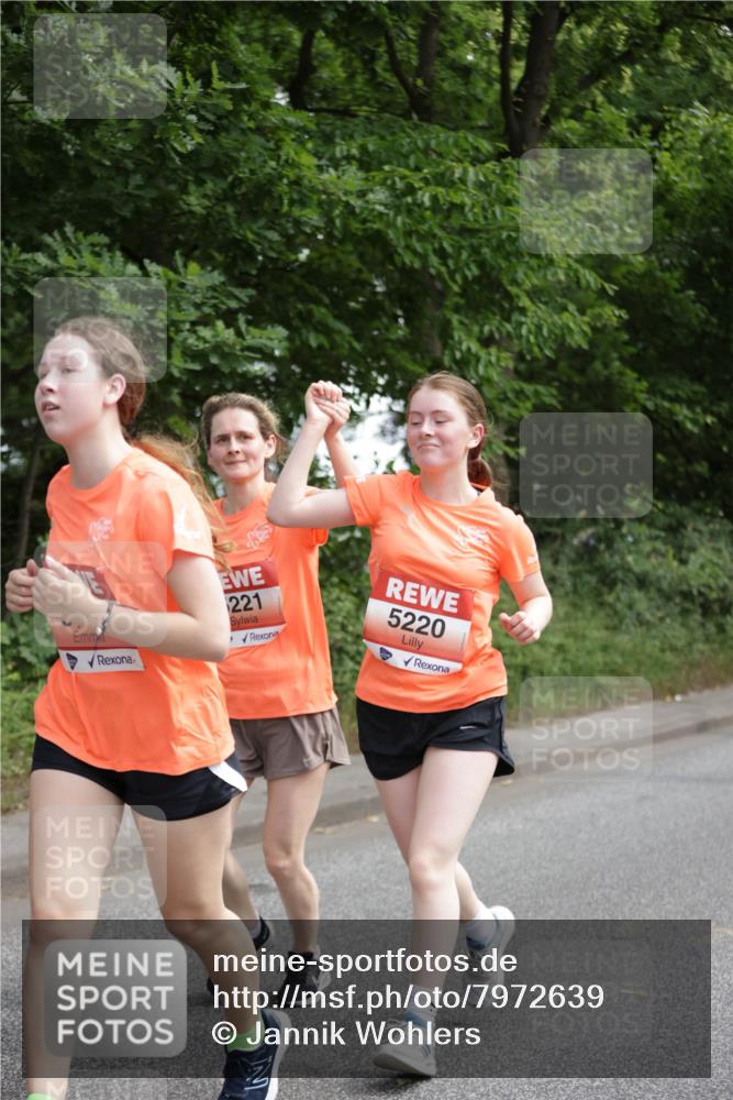 15.06.2025 - REWE Women's Run Jannik Wohlers http://msf.ph/oto/7972639 15.06.2025 10:07:14 Laufen 221, 5220 meine-sportfotos.de