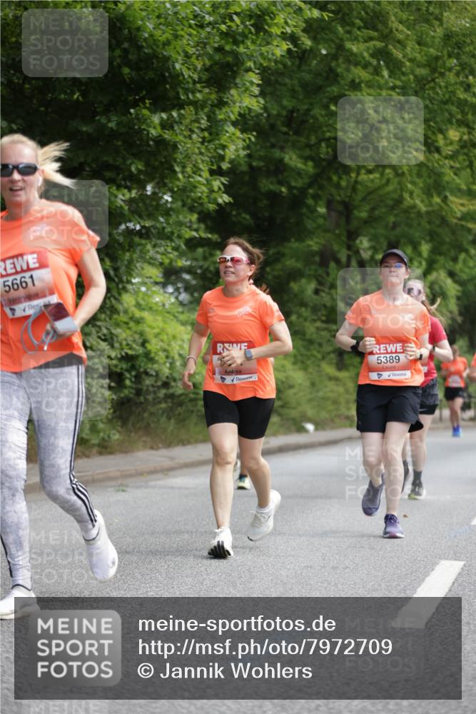 15.06.2025 - REWE Women's Run Jannik Wohlers http://msf.ph/oto/7972709 15.06.2025 10:07:23 Laufen 5661, 5389 meine-sportfotos.de