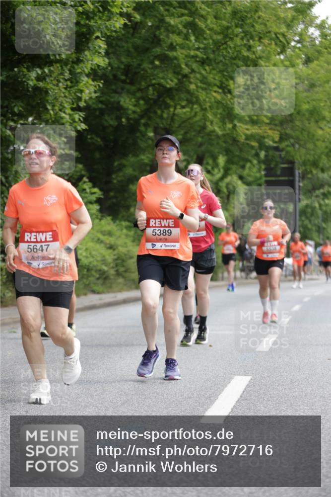 15.06.2025 - REWE Women's Run Jannik Wohlers http://msf.ph/oto/7972716 15.06.2025 10:07:23 Laufen 5647, 5389, 5538 meine-sportfotos.de