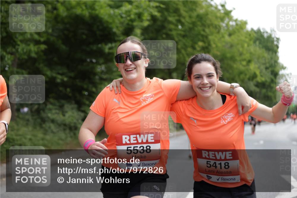 15.06.2025 - REWE Women's Run Jannik Wohlers http://msf.ph/oto/7972826 15.06.2025 10:07:28 Laufen 5538, 5418, 4506 meine-sportfotos.de