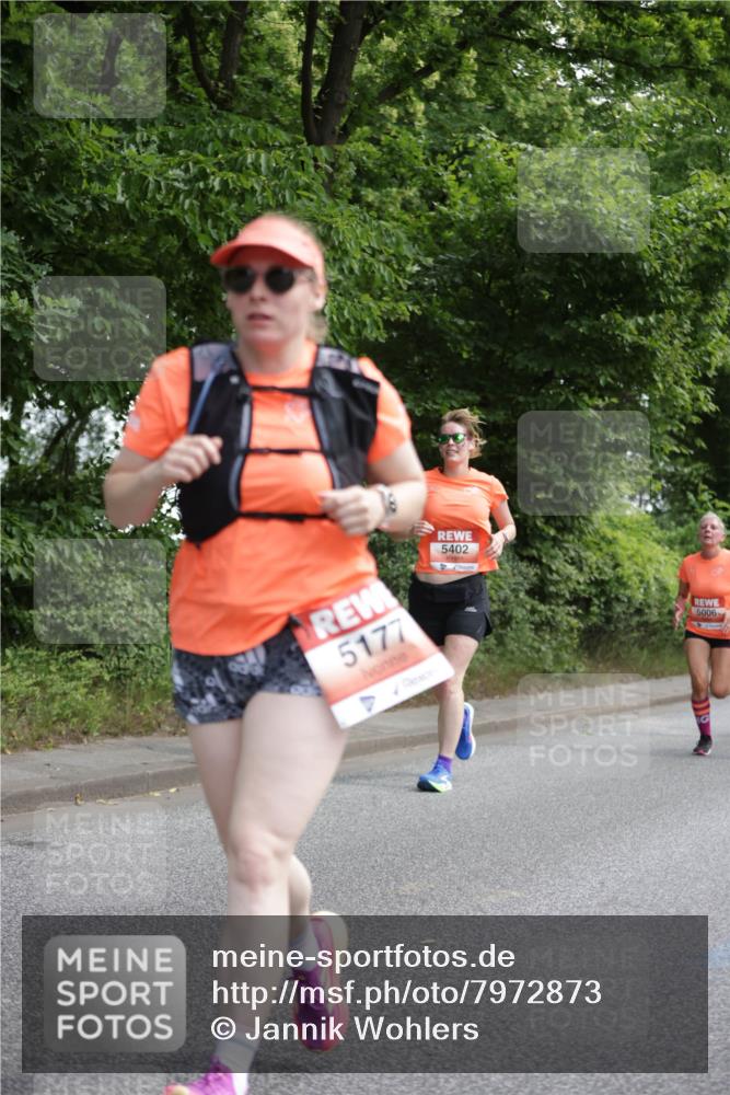 15.06.2025 - REWE Women's Run Jannik Wohlers http://msf.ph/oto/7972873 15.06.2025 10:07:33 Laufen 5177, 4, 5402, 5006 meine-sportfotos.de