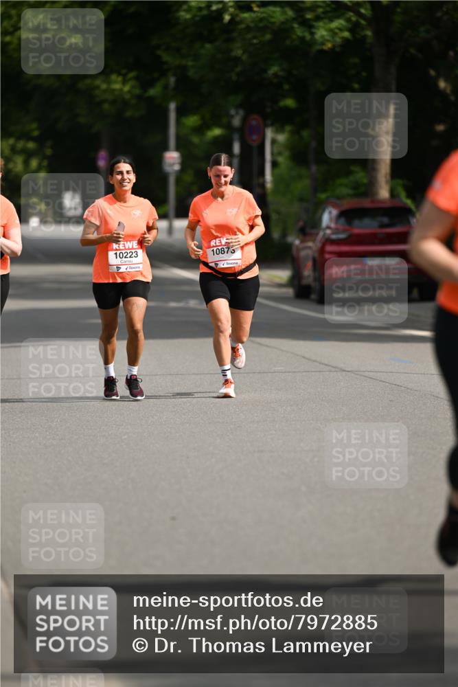 15.06.2025 - REWE Women's Run Dr. Thomas Lammeyer http://msf.ph/oto/7972885 15.06.2025 10:02:45 Laufen 10223, 10875 meine-sportfotos.de