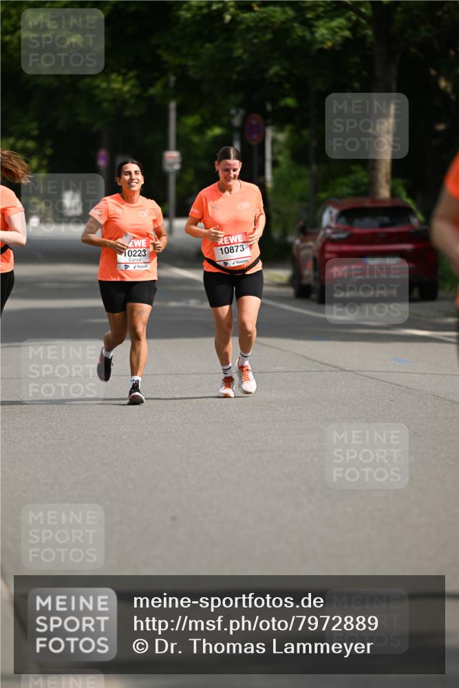 15.06.2025 - REWE Women's Run Dr. Thomas Lammeyer http://msf.ph/oto/7972889 15.06.2025 10:02:45 Laufen 10223, 10873 meine-sportfotos.de