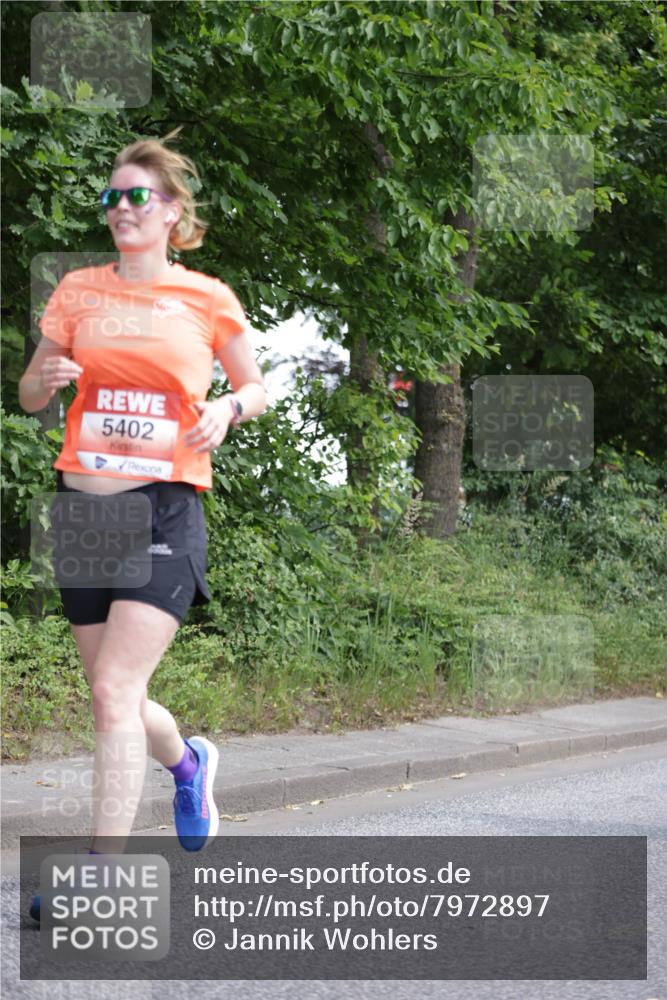 15.06.2025 - REWE Women's Run Jannik Wohlers http://msf.ph/oto/7972897 15.06.2025 10:07:35 Laufen 5402 meine-sportfotos.de