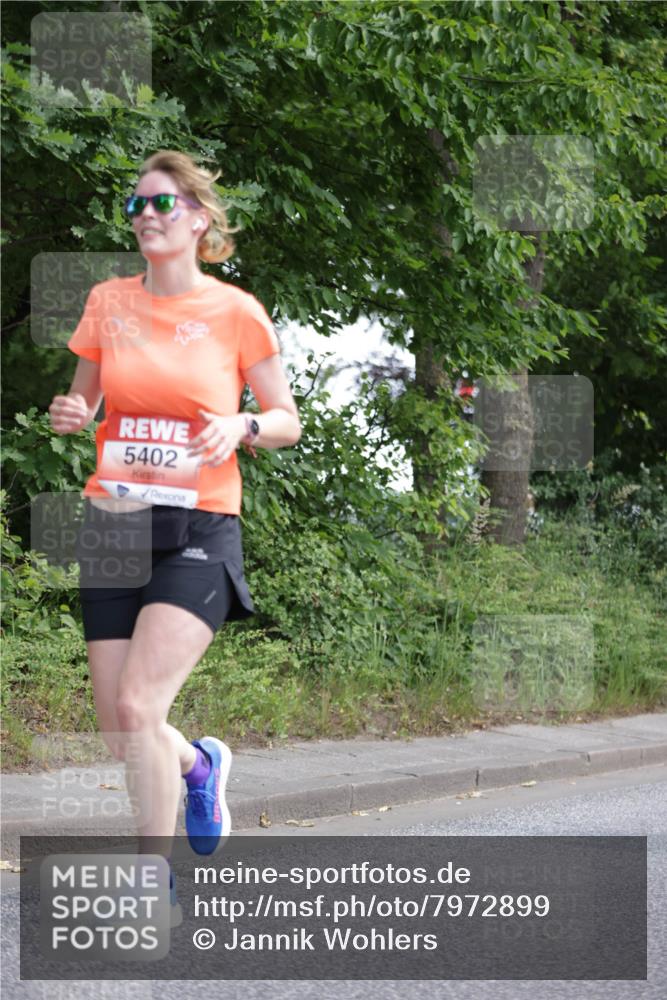 15.06.2025 - REWE Women's Run Jannik Wohlers http://msf.ph/oto/7972899 15.06.2025 10:07:35 Laufen 5402 meine-sportfotos.de