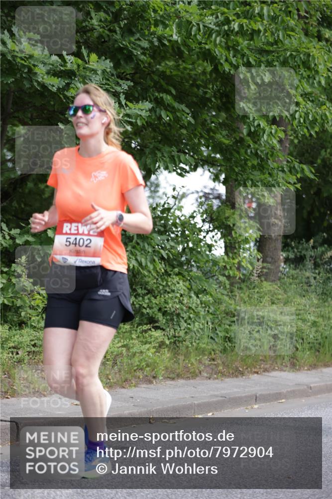 15.06.2025 - REWE Women's Run Jannik Wohlers http://msf.ph/oto/7972904 15.06.2025 10:07:35 Laufen 5402 meine-sportfotos.de