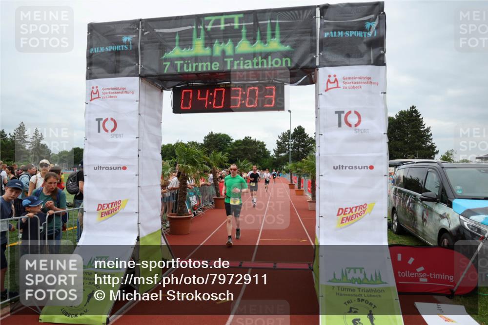 15.06.2025 - 7 Türme Triathlon Michael Strokosch http://msf.ph/oto/7972911 15.06.2025 14:03:03 Ziel 727, 786, 1003 meine-sportfotos.de