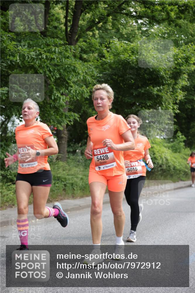 15.06.2025 - REWE Women's Run Jannik Wohlers http://msf.ph/oto/7972912 15.06.2025 10:07:36 Laufen 5428, 5015, 19 meine-sportfotos.de