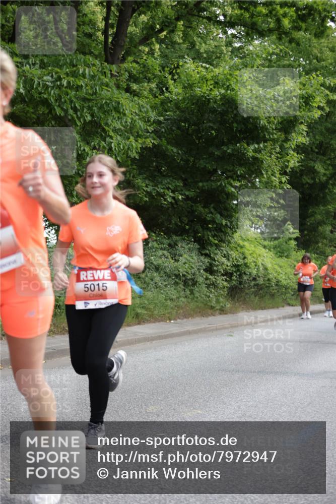 15.06.2025 - REWE Women's Run Jannik Wohlers http://msf.ph/oto/7972947 15.06.2025 10:07:37 Laufen 5015 meine-sportfotos.de