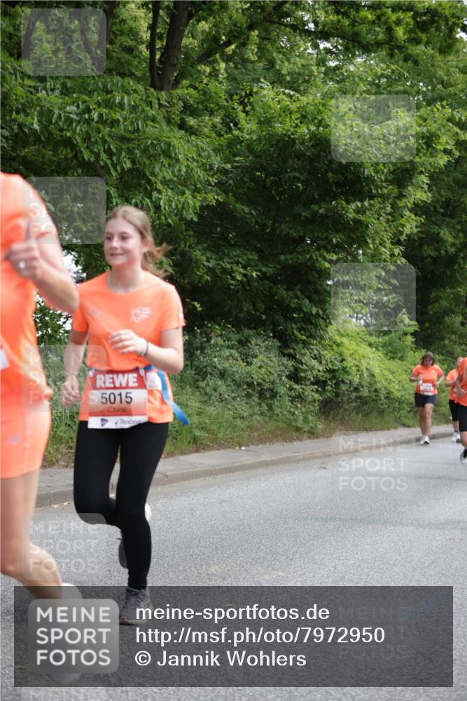 15.06.2025 - REWE Women's Run Jannik Wohlers http://msf.ph/oto/7972950 15.06.2025 10:07:37 Laufen 5015 meine-sportfotos.de