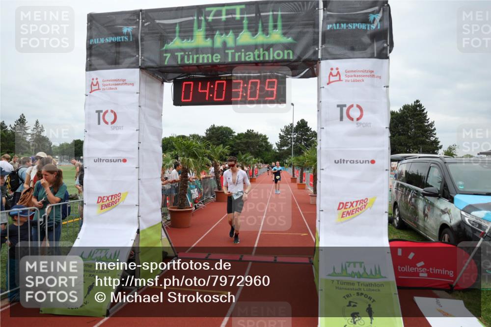 15.06.2025 - 7 Türme Triathlon Michael Strokosch http://msf.ph/oto/7972960 15.06.2025 14:03:09 Ziel 366, 709, 727, 786, 1088 meine-sportfotos.de