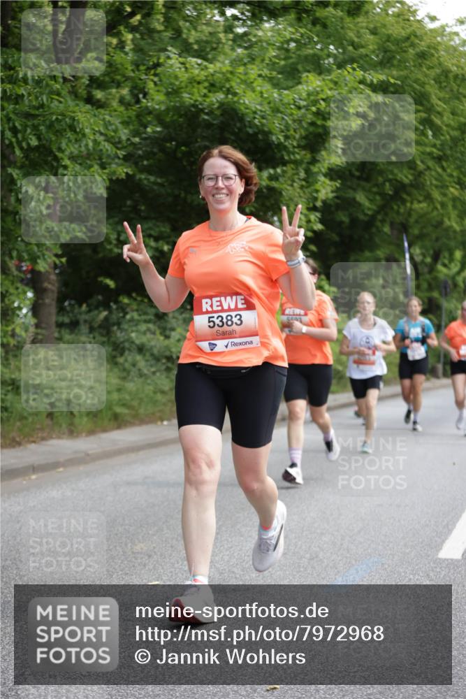 15.06.2025 - REWE Women's Run Jannik Wohlers http://msf.ph/oto/7972968 15.06.2025 10:07:39 Laufen 5383 meine-sportfotos.de