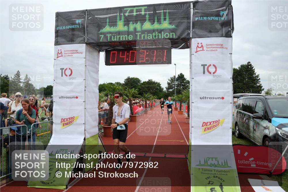 15.06.2025 - 7 Türme Triathlon Michael Strokosch http://msf.ph/oto/7972982 15.06.2025 14:03:10 Ziel 366, 709, 727, 786, 1088 meine-sportfotos.de