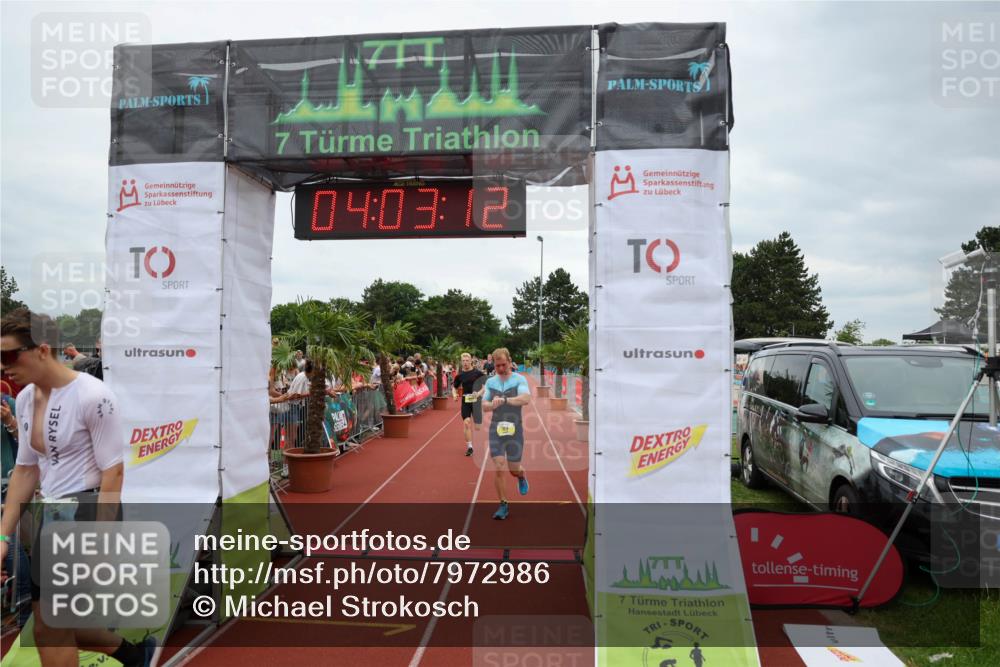 15.06.2025 - 7 Türme Triathlon Michael Strokosch http://msf.ph/oto/7972986 15.06.2025 14:03:12 Ziel 366, 571, 709, 786, 1088 meine-sportfotos.de