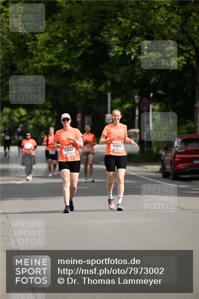 15.06.2025 - REWE Women's Run Dr. Thomas Lammeyer http://msf.ph/oto/7973002 15.06.2025 10:03:20 Laufen 10689, 10420 meine-sportfotos.de