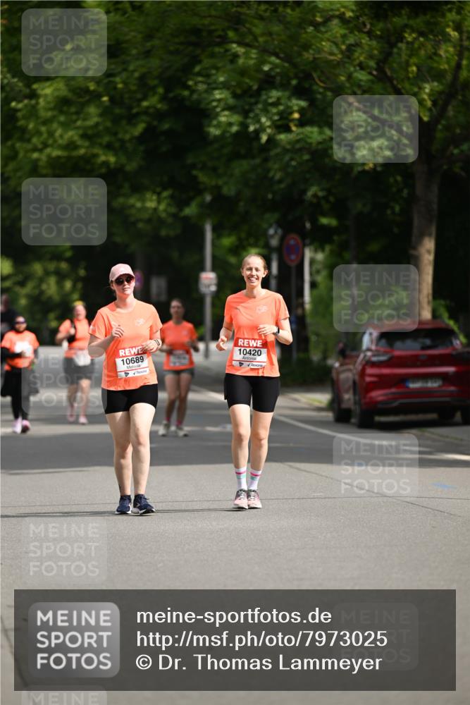 15.06.2025 - REWE Women's Run Dr. Thomas Lammeyer http://msf.ph/oto/7973025 15.06.2025 10:03:21 Laufen 10689, 10420 meine-sportfotos.de