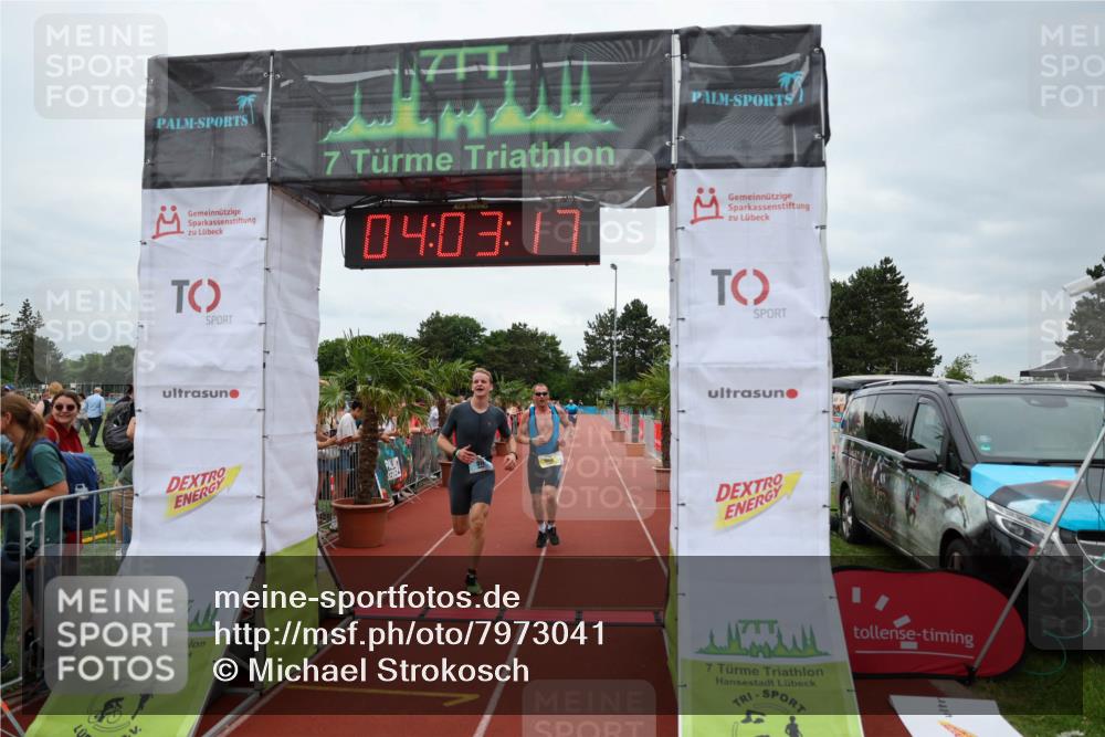15.06.2025 - 7 Türme Triathlon Michael Strokosch http://msf.ph/oto/7973041 15.06.2025 14:03:16 Ziel 366, 571, 709, 1060, 1088 meine-sportfotos.de